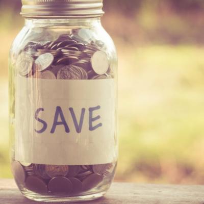 Cum poți economisi bani fără efort