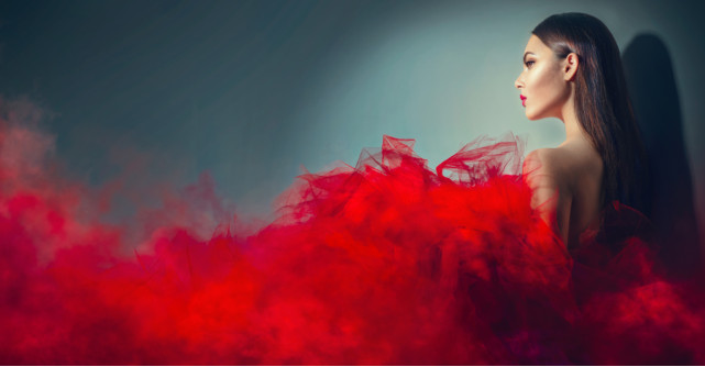 Eleganţa nu este dependentă de bani: citate despre eleganță 