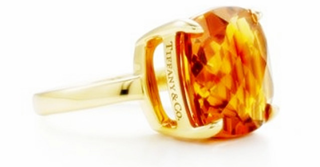 15 inele colorate de la Tiffany's