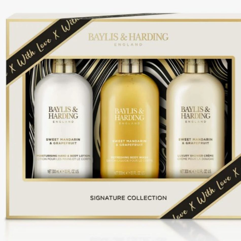 Îmbunătățește-ți ziua cu un duș plin de răsfăț: 20 de produse de îngrijire care nu trebuie să-ți lipsească din baie