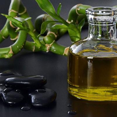 Uleiul de RICIN: intrebuintari pentru frumusete si sanatate