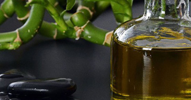 Uleiul de RICIN: intrebuintari pentru frumusete si sanatate