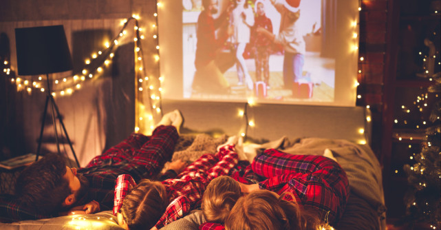 Filme de Crăciun care merită văzute împreună cu toată familia