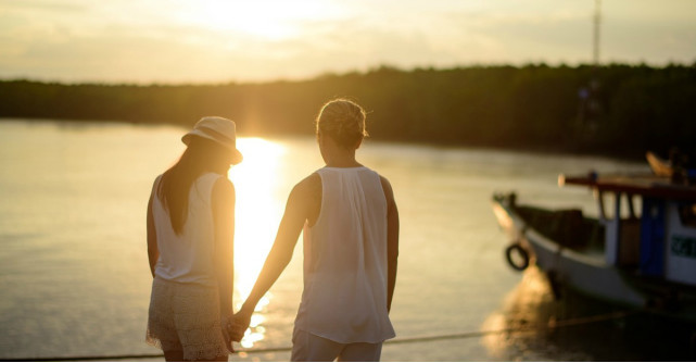 Pentru 42% dintre români distanța nu este o piedică în a menține o relație