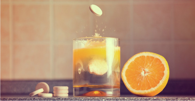 Vitamina C: ajuta la formarea si mentinerea oaselor, a pielii si a vaselor de sange