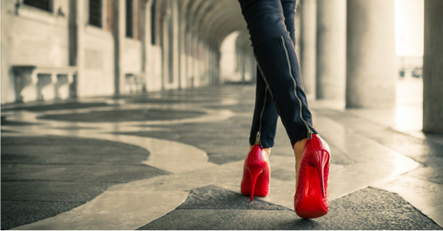Pantofii rosii: cum ii porti