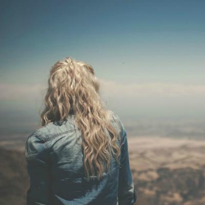 Cum sa iubesti o femeie care nu a mai iubit pana acum?