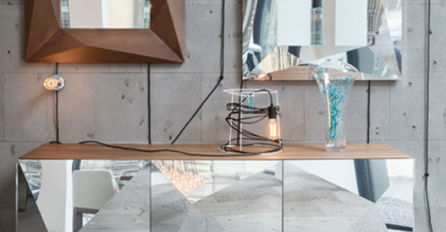 17 piese de mobilier metalice