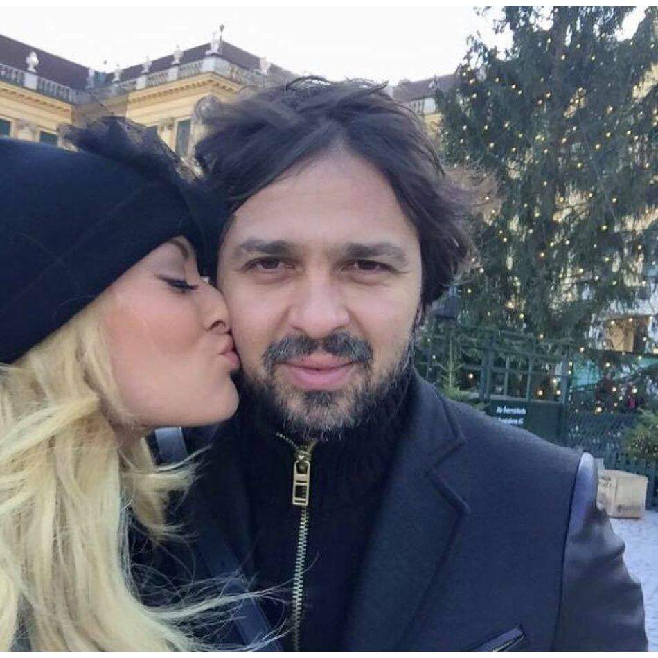 Replica lui Răzvan Munteanu la acuzațiile aduse cum că ar fi cheltuit economiile familiei și ar fi dat țepe urmăritorilor săi