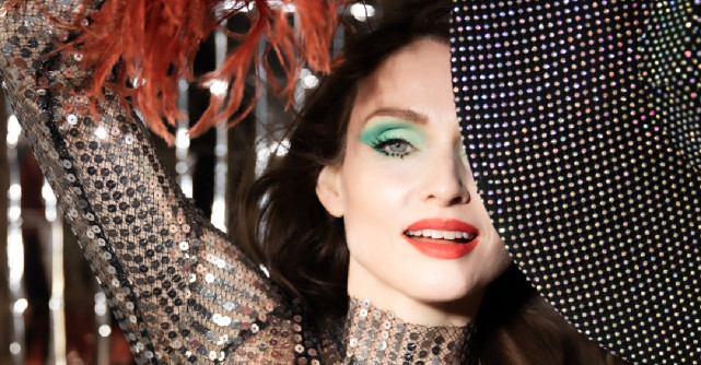 Sophie Ellis-Bextor a lansat noul ei single, 'Freedom of the Night'