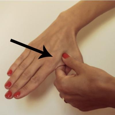 Scapa de durerea de cap si de stres in doar 30 de secunde cu acest truc minunat