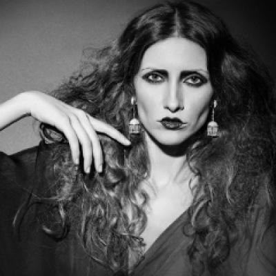 Iulia Albu, pictorial pentru revista Love Sex Dance