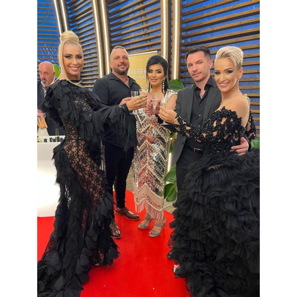 Adriana Bahmuțeanu, schimbări majore în viața personală și profesională. Vedeta va face un pas măreț după nuntă