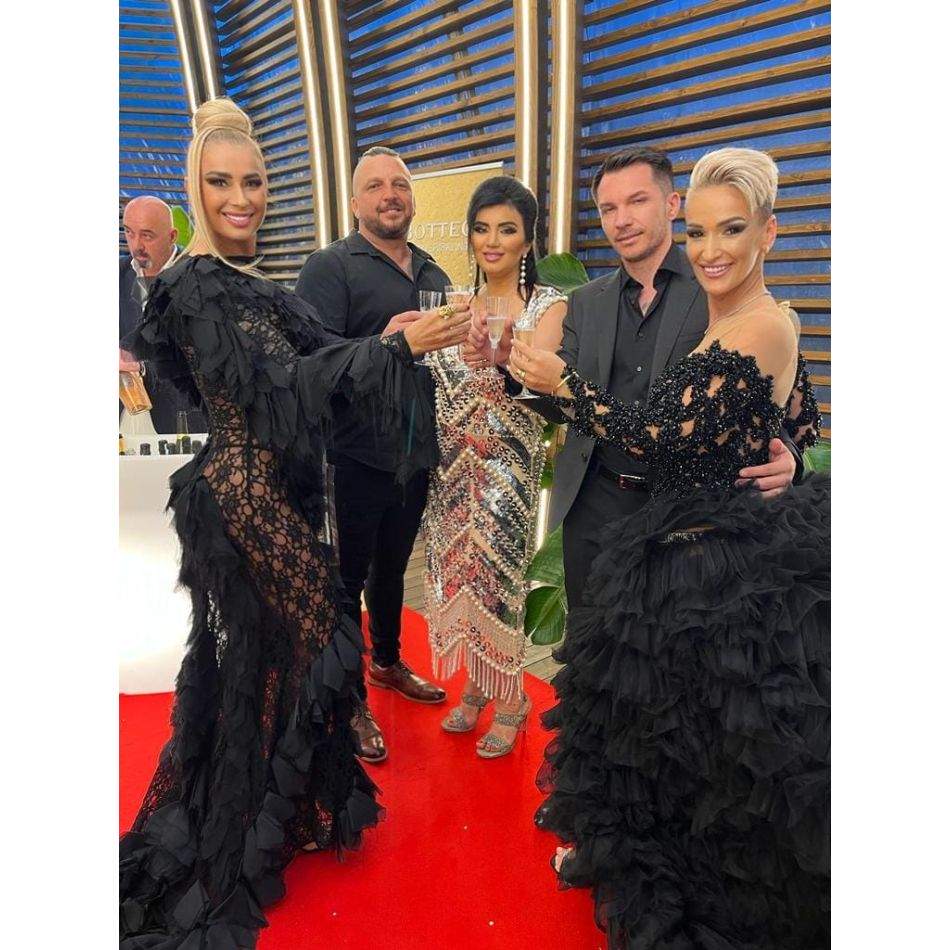 Adriana Bahmuțeanu, schimbări majore în viața personală și profesională. Vedeta va face un pas măreț după nuntă