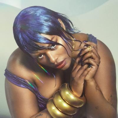 SCRISORI DE DRAGOSTE CĂTRE MUZĂ, CALENDARUL PIRELLI 2023 CREAT DE EMMA SUMMERTON PREZENTAT LA MILANO