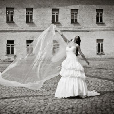 Top 30 rochii de mireasa din colectiile 2012