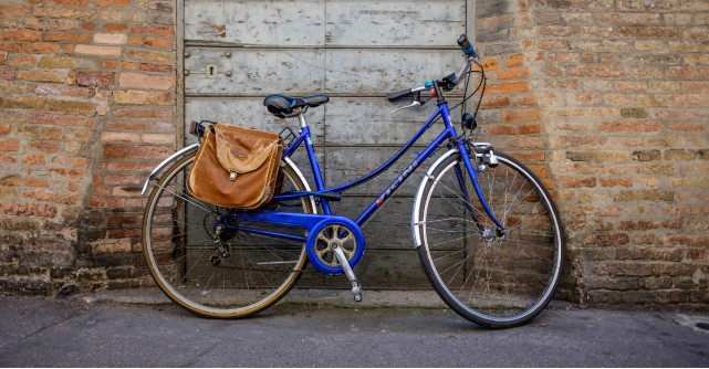 Genti + cizme - 4 combinatii asortate pentru iarna aceasta