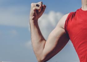 Ratatosfera românească: Despre oamenii care te învață cum să (nu) fii bărbat - OPINIE