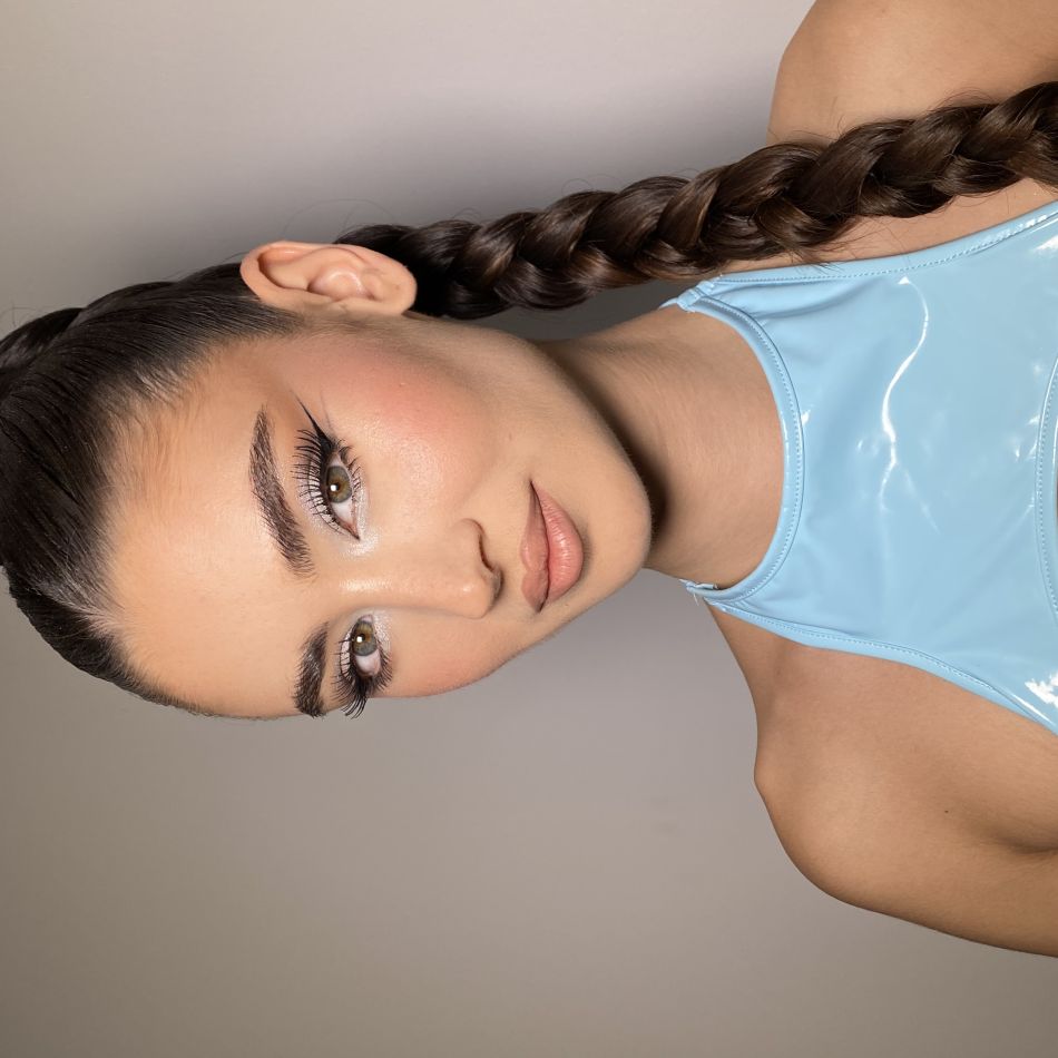 Interviu Laura Maier: de la pasiunea pentru fashion, la succesul de pe TikTok