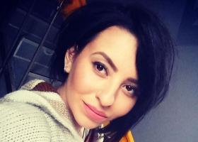 Giulia Anghlescu, mai provocatoare ca niciodată! Uite ce sexy este artista la cei 37 de ani pe care îi are