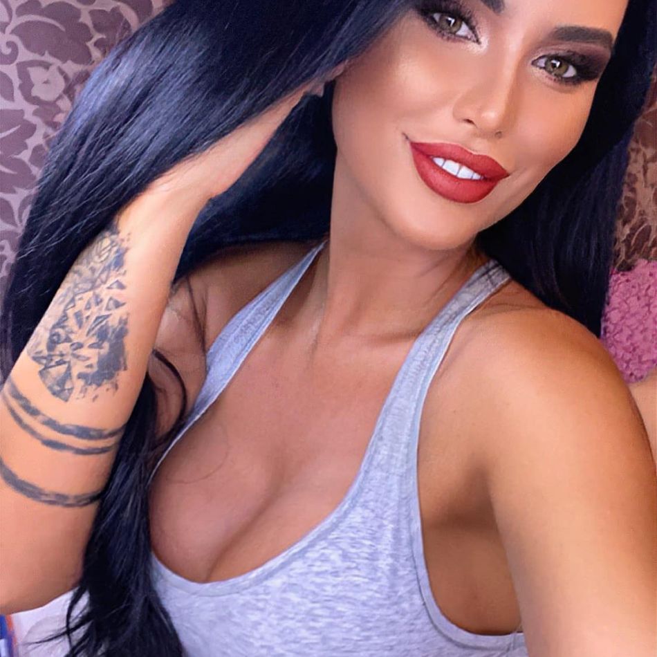 Daniela Crudu, primele imagini cu chipul fiicei sale: Este nervoasă