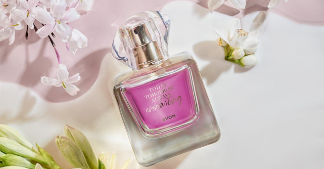  Avon aniversează 20 de ani de la primul parfum Today Tomorrow Always cu lansarea noului parfum TTA Everlasting