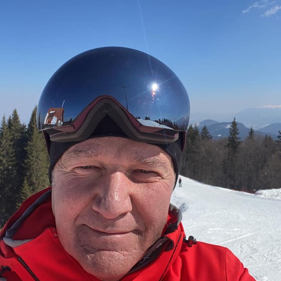 Dan Bittman merge cu autobuzul prin București: Unii se uită, alții nu. Mă simt foarte bine...