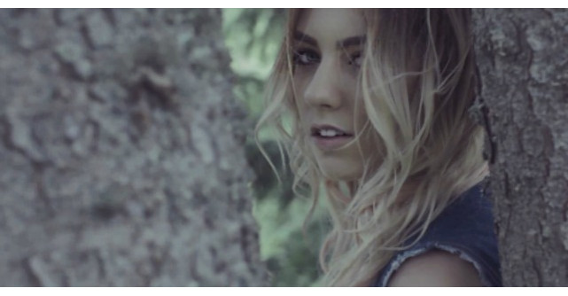 Daca stii ce inseamna sa iubesti cu adevarat, atunci trebuie sa asculti aceasta melodie