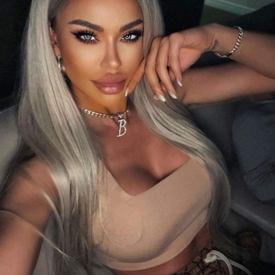 Bianca Drăgușanu, apariție de senzație la brațul lui Gabi Bădălău, la nunta Mariei Constantin. Cum a fost surprinsă diva?