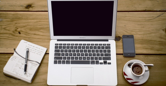 Urmeaza sa te intorci la birou? 4 trucuri simple pentru a diminua anxietatea