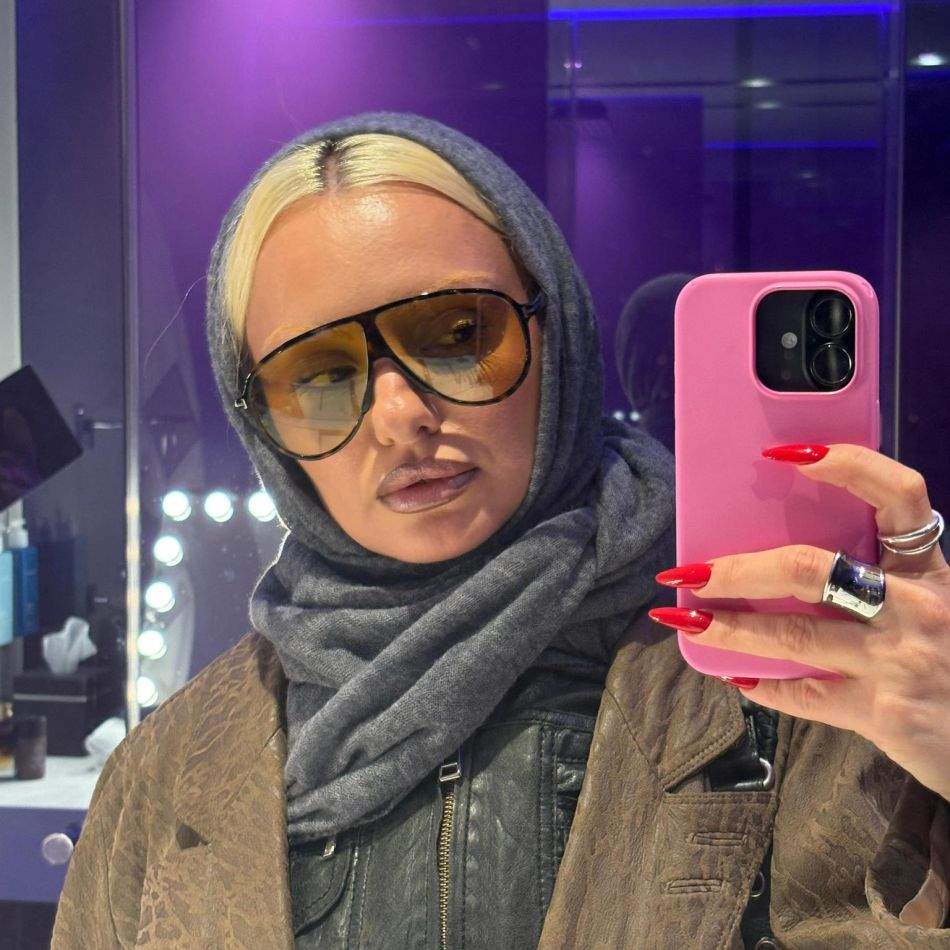 Alexandra Stan, prima fotografie cu micuța Eva! Gestul emoționant prin care și-a surprins iubitul, la doar o zi după naștere