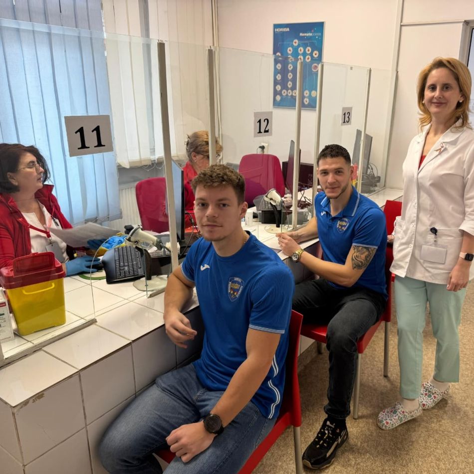 Sportivii lotului de tineret al Federației Române de Canotaj au donat sânge pentru a salva vieți