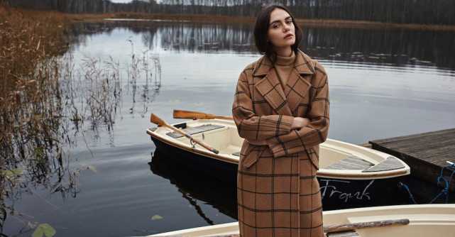 Paltonul lung - vedeta incontestabilă a următoarelor tendințe