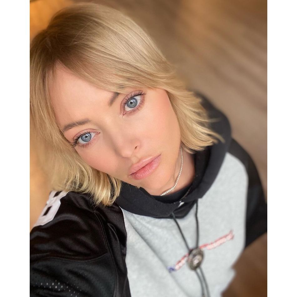 Delia Matache, fotografii de colecție din copilărie! Uite cum arăta îndrăgita artistă în urmă cu mai bine de 20 de ani!