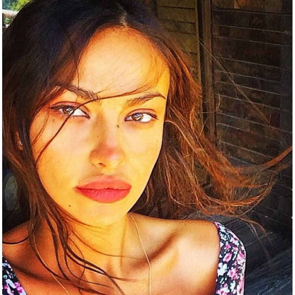 Mădălina Ghenea, devastată după ce a fost jefuită pe aeroportul din Roma! Actrița se confruntă cu atacuri de panică