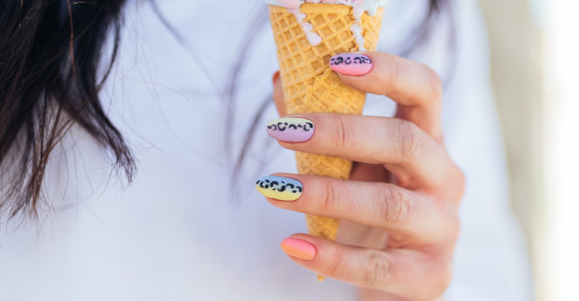 Vara cu aromă de lămâie: de la unghii la machiaj, până la parfumuri