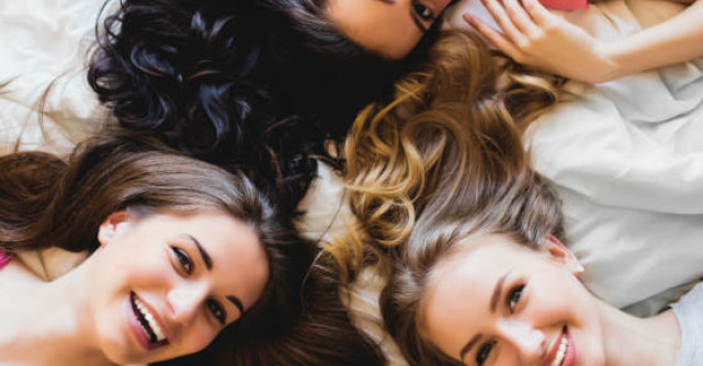 5 lucruri care te ajuta sa ai parte de cele mai tari seri intre fete