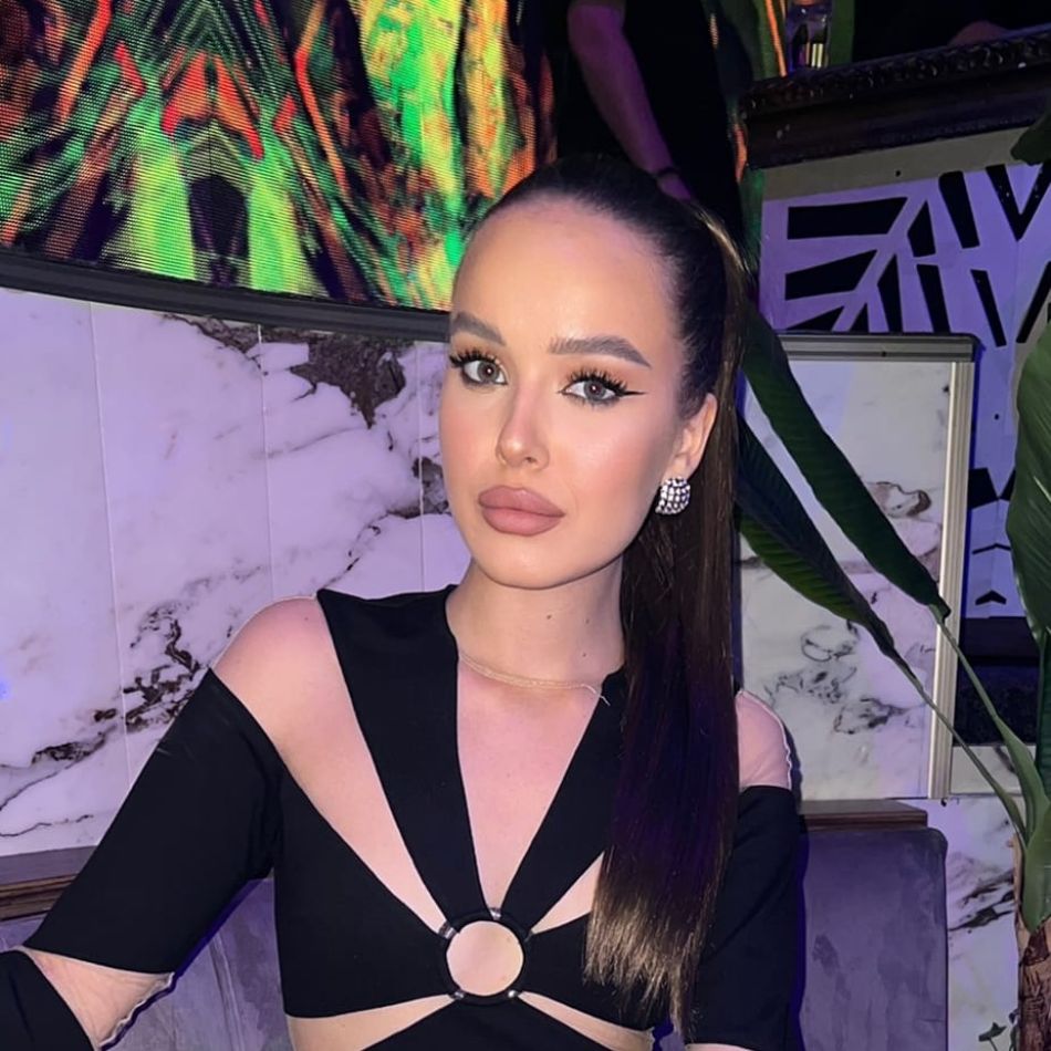 Fiica Ralucăi Moianu s-a căsătorit la doar 19 ani! Mara a dat vestea care i-a lăsat pe toți invitații în lacrimi...