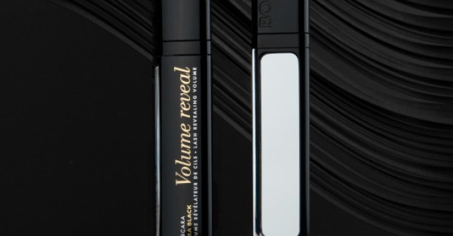 Bourjois prezinta Volume Reveal mascara Ultra Black Collection