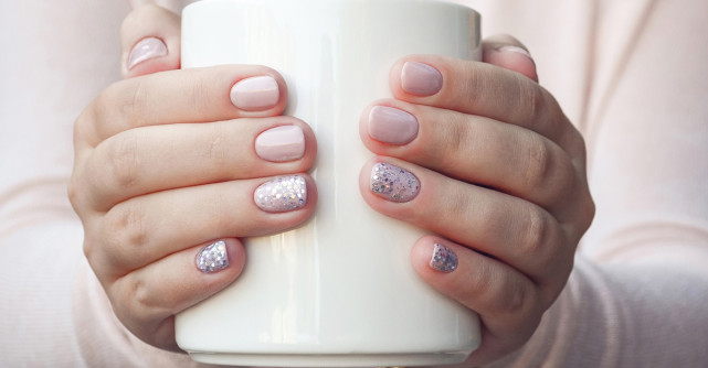 Ritualul de îngrijire a mâinilor în sezonul rece