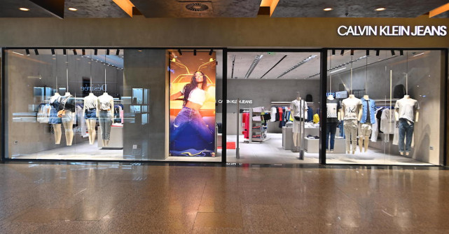 SARKK SA deschide primul magazin CALVIN KLEIN JEANS din Timișoara