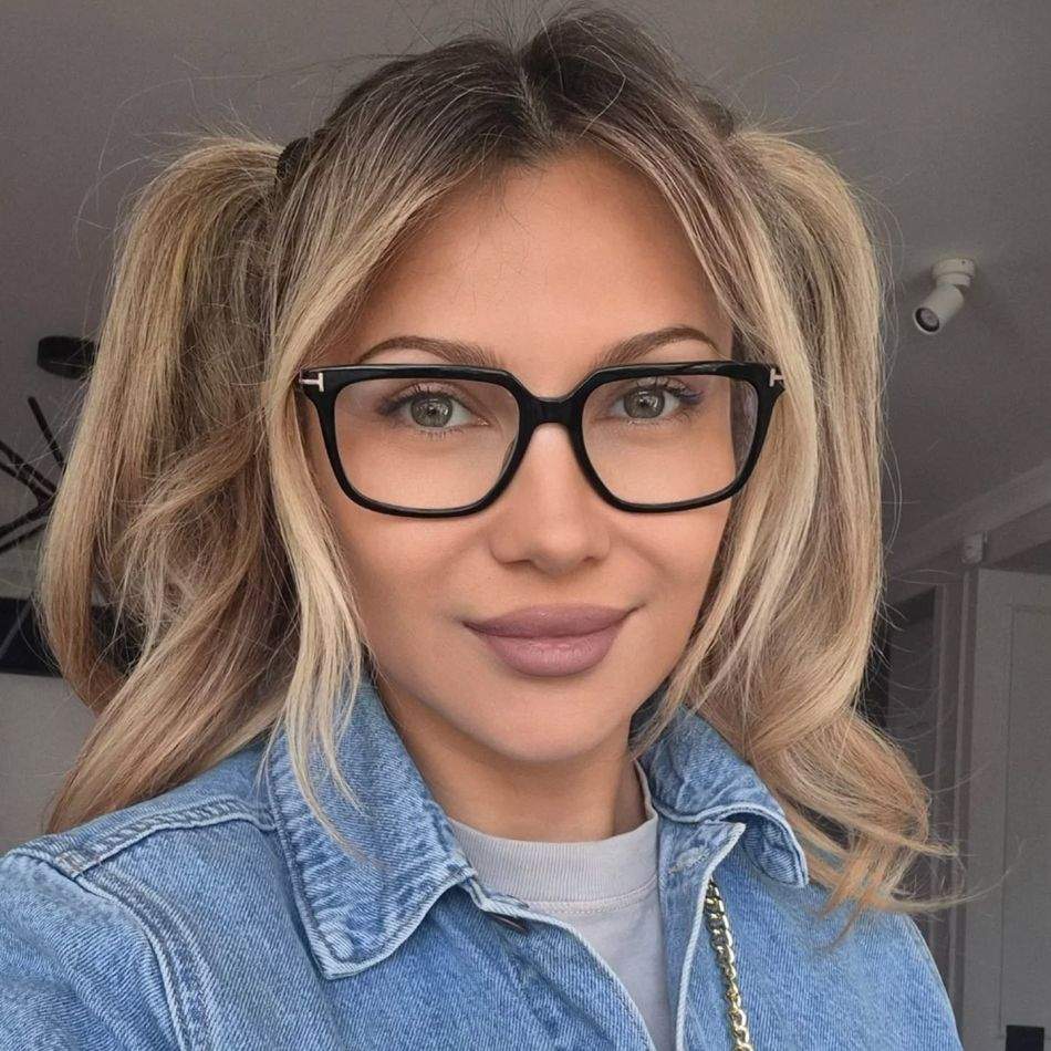 Lora și-a speriat fanii cu raportul medical. Artista trebuie să înceapă urgent terapia