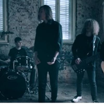 Synergy lansează primul single din carieră: Înapoi la viață