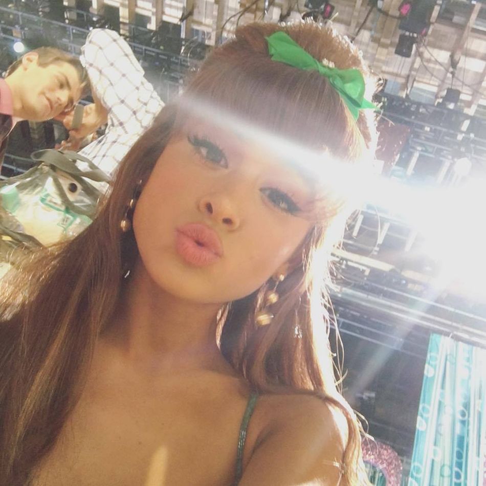 Ariana Grande a divorțat după  2 ani de căsnicie