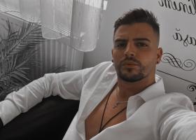 Dani Boy, imagine de coșmar! Pe patul de spital, fostul concurent de la Insula Iubirii și-a îngrijorat fanii