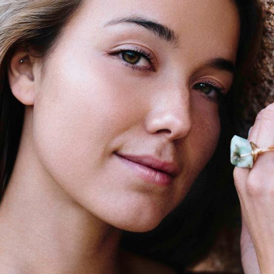 Inelele cu piatră naturală cât mai mare sunt la modă