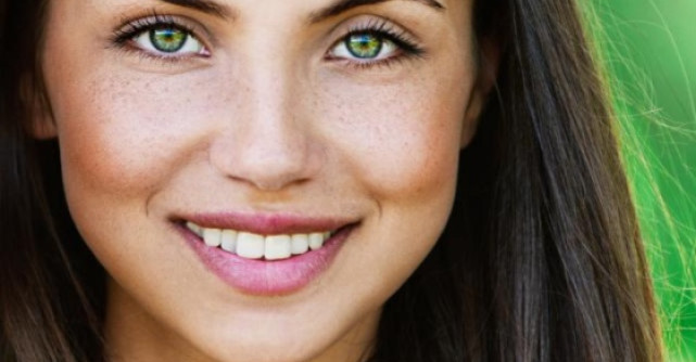 Cum tii cearcanele la distanta