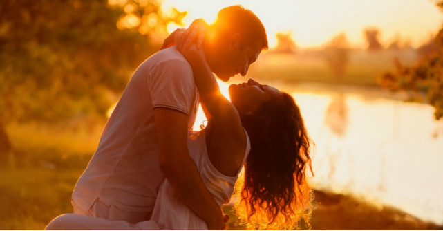 Horoscopul dragostei pentru luna AUGUST: momentul prielnic sa ne punem dorinte si sa ne implinim iubirea