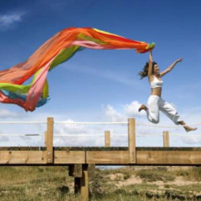 Cine fuge de dragoste?