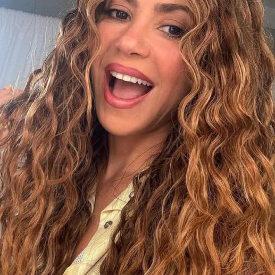 Shakira a căzut pe scenă în fața a mii de oameni. Ce s-a întâmplat după te va lăsa fără cuvinte